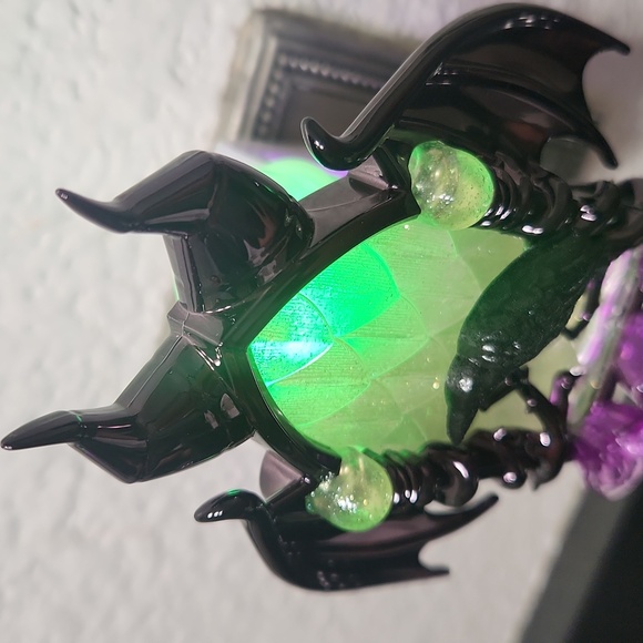 Disney Maleficent Wall Plug In - Picture 6 of 7